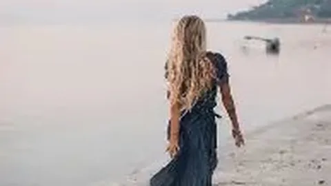 聚焦：“力量哥”黄成辉：深圳电竞打工者的传奇故事